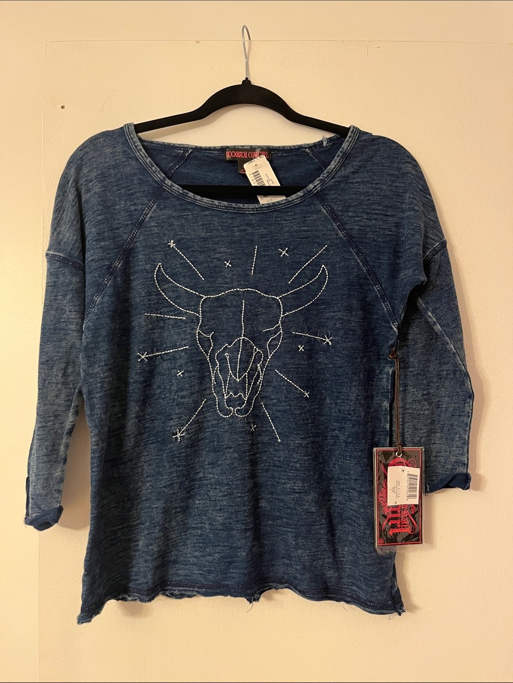 Indigo Blue Skull Embroidered Women's Pullover Sweatshirt